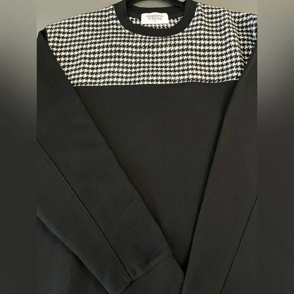 NEW Men’s sweatshirt with sweater pattern, made in Korea - Picture 3 of 13